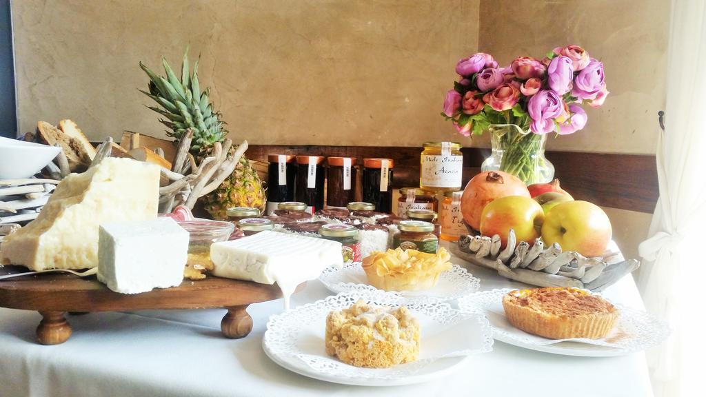 La Casa Di Gabri Bed & Breakfast อีเซโอ ภายนอก รูปภาพ
