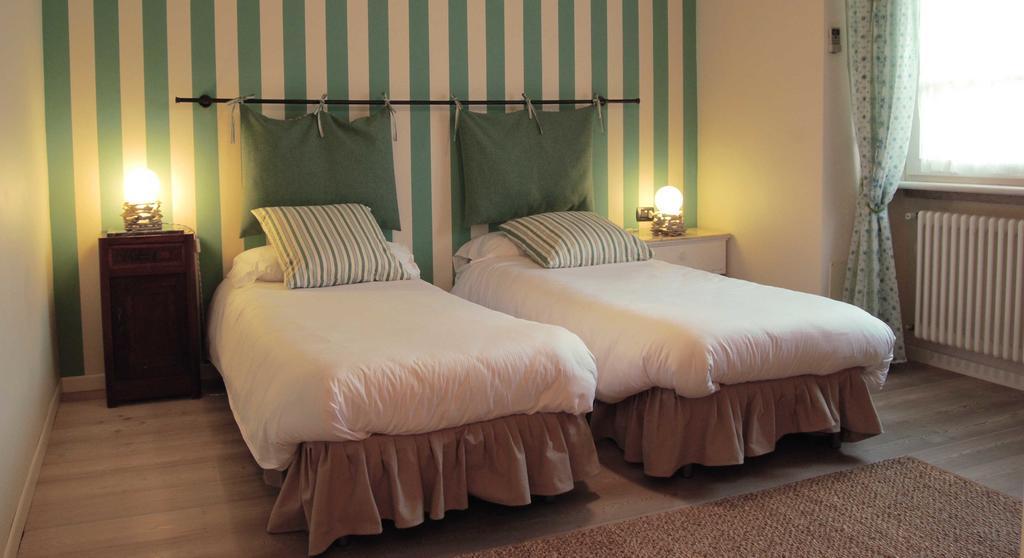 La Casa Di Gabri Bed & Breakfast อีเซโอ ภายนอก รูปภาพ